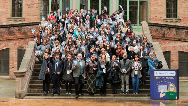 Foto de grupo de la 8ª edición de #cientificas