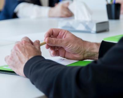 Meeting table